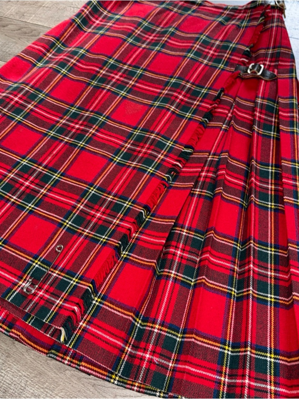 Vintage 60s? St Michael London Red Tartan Wrap Skirt with Buckle Detail - Picture 2 of 7